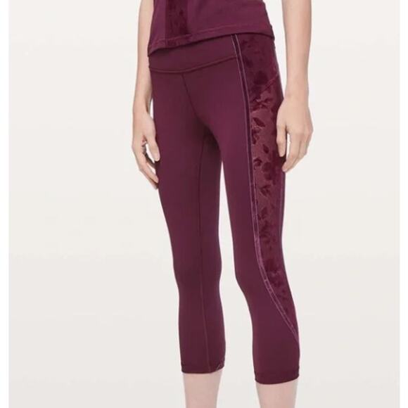 Lululemon Maroon Red Wunder Under Crop High-Rise Flocked Leggings 4 - Picture 1 of 7